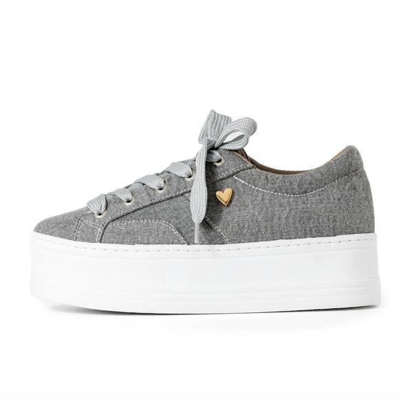 NEW BY NATALY MENDEZ women\'s hannah sneakers in gray denim